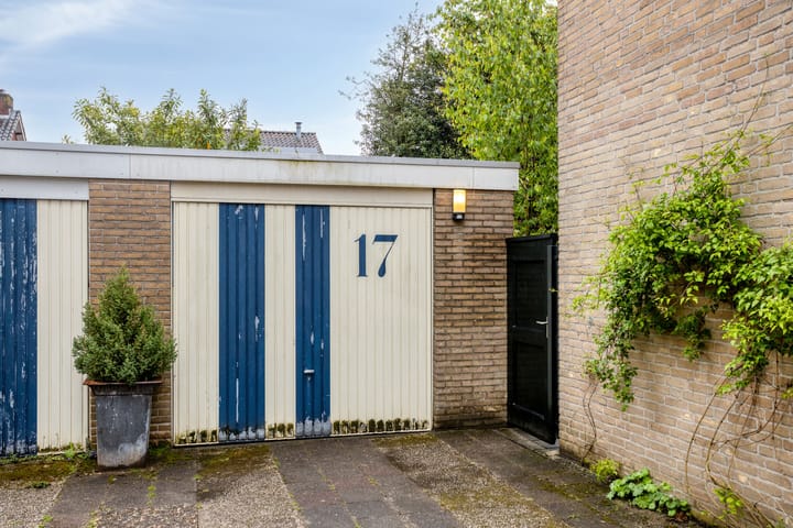 Twee-onder-één-kap te koop: Neptunusstraat 17, Borne