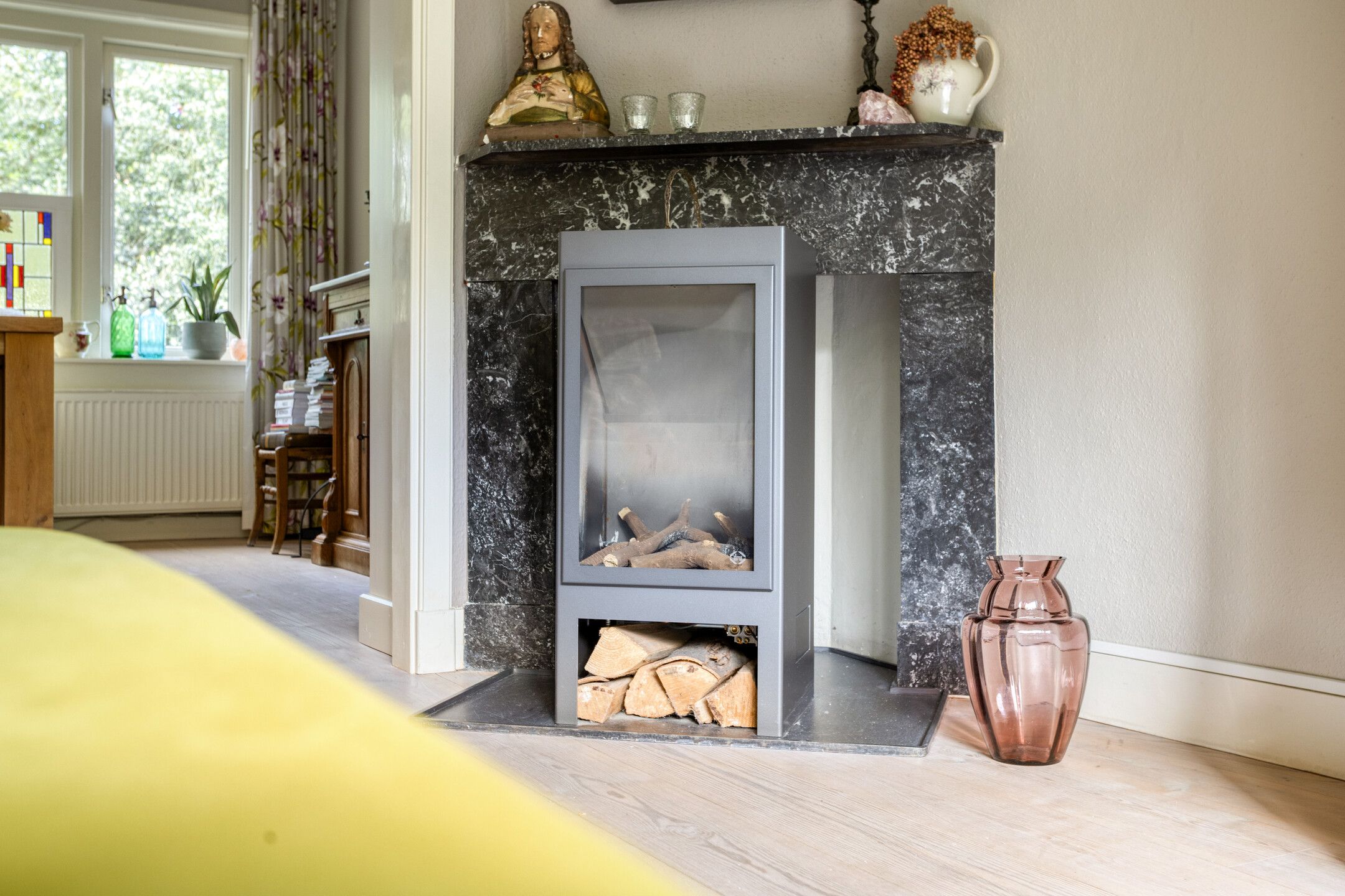 Characterful pre-war corner house near Plantagepark with scenic views and modern comforts — 12