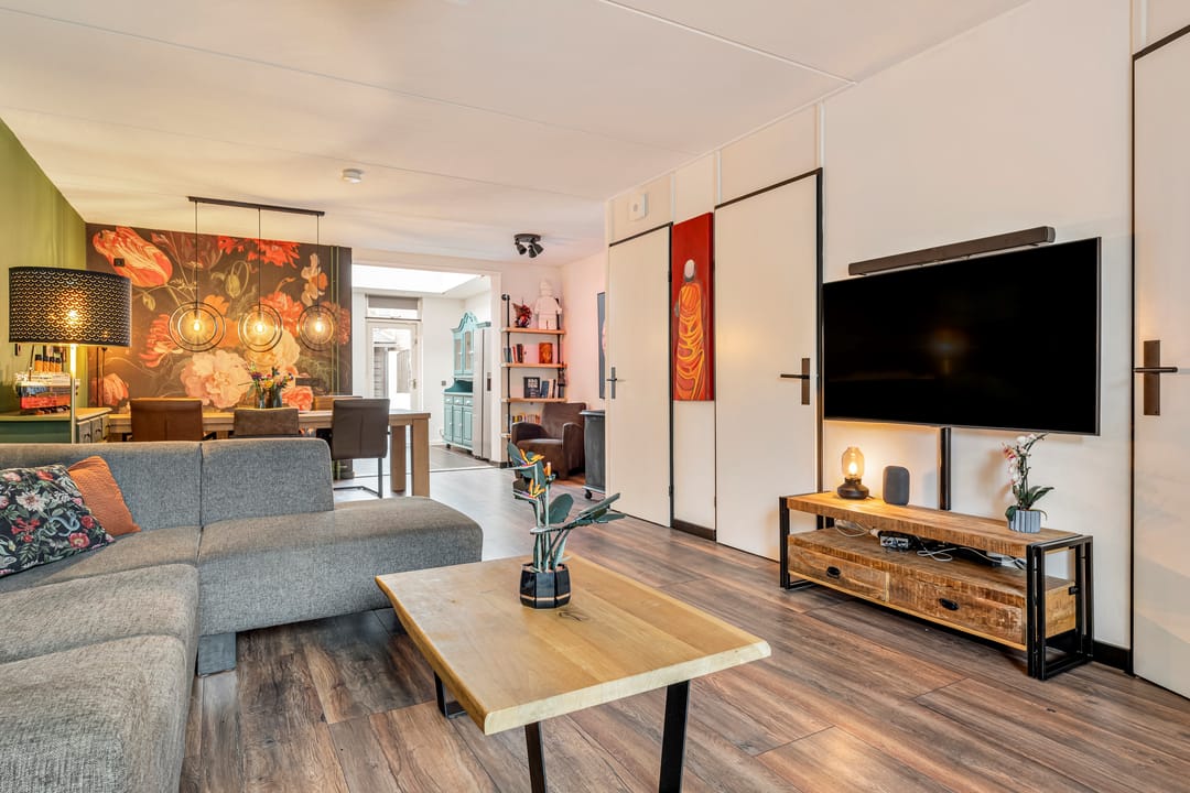 Photo 8 of Hindeloopenstraat 74