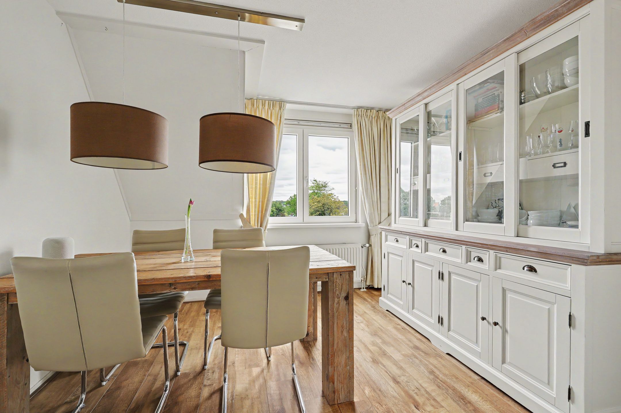 Spacious maisonnette near Venlo city center with three bedrooms and private parking — 9