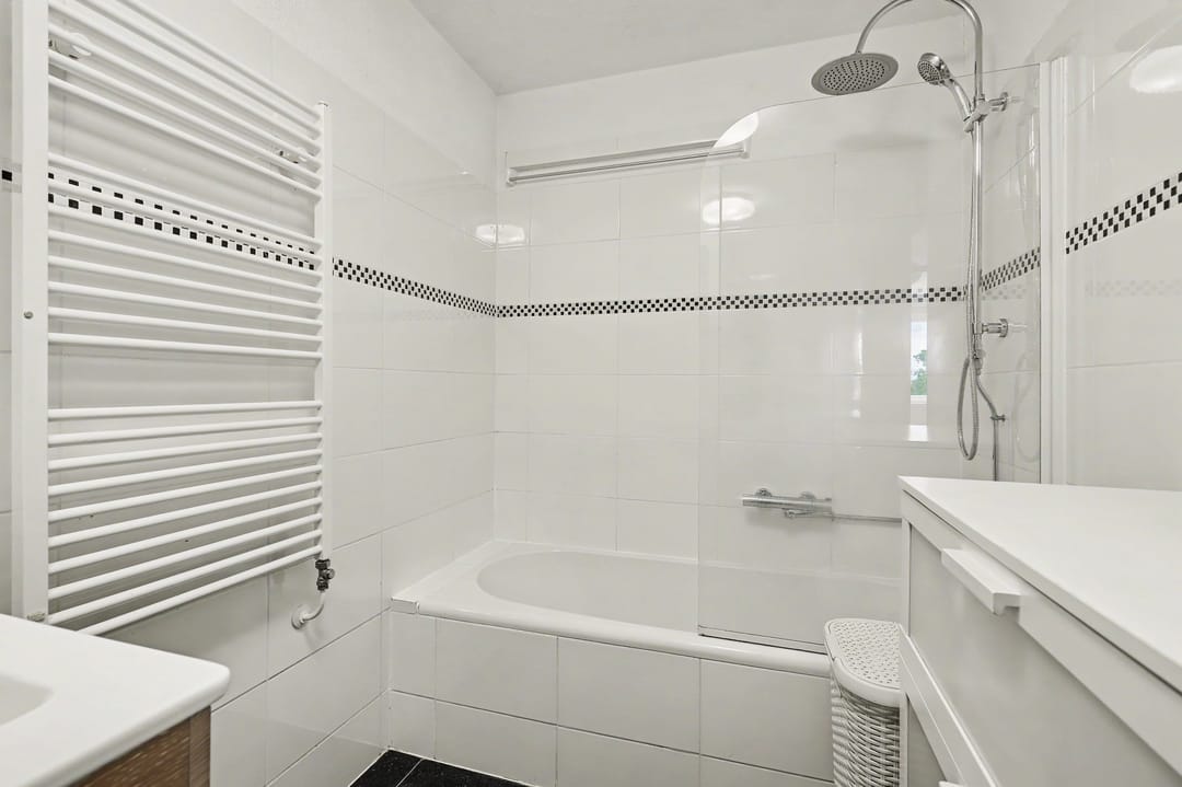 Spacious maisonnette near Venlo city center with three bedrooms and private parking — 16