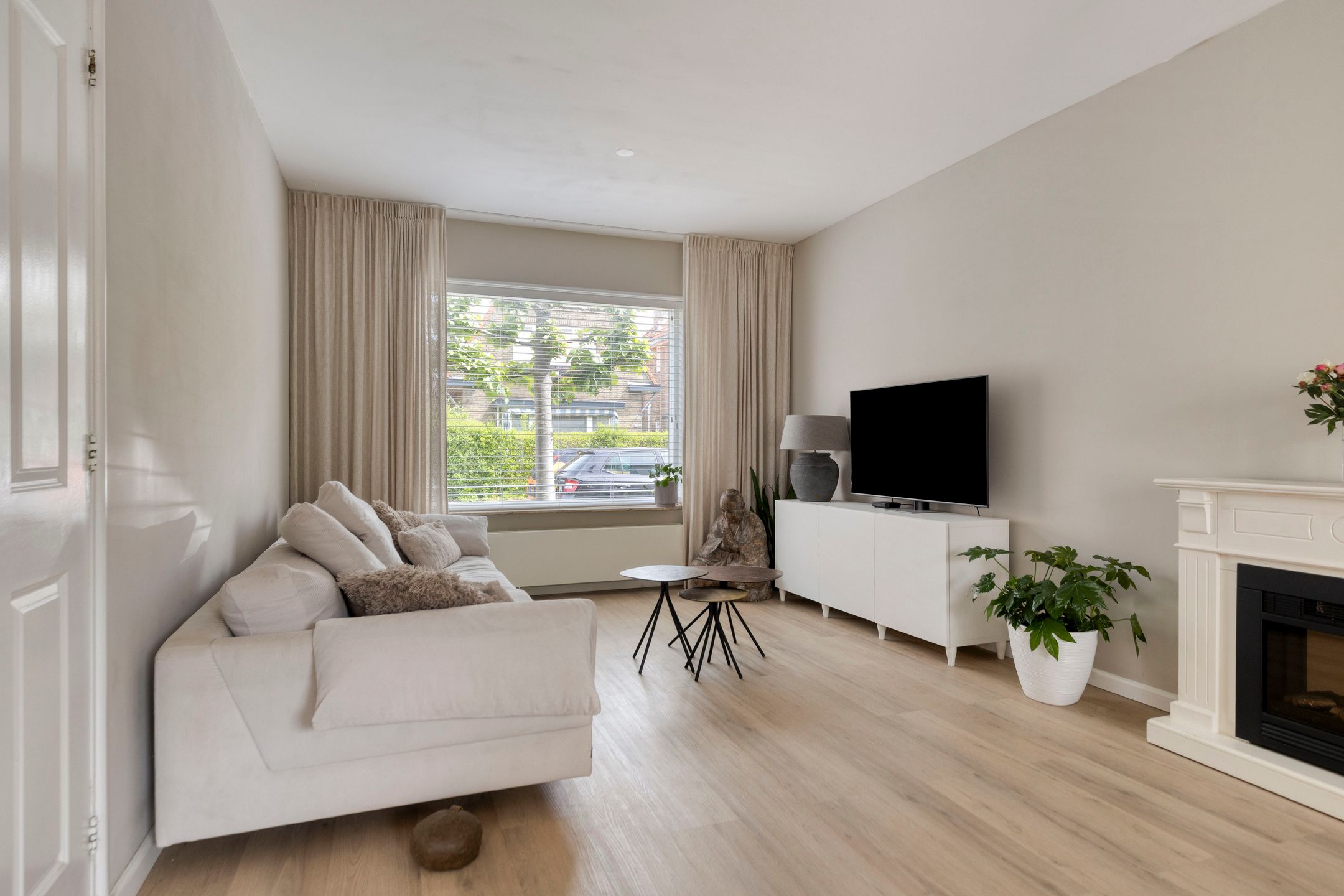 Photo 9 of Leliestraat 79