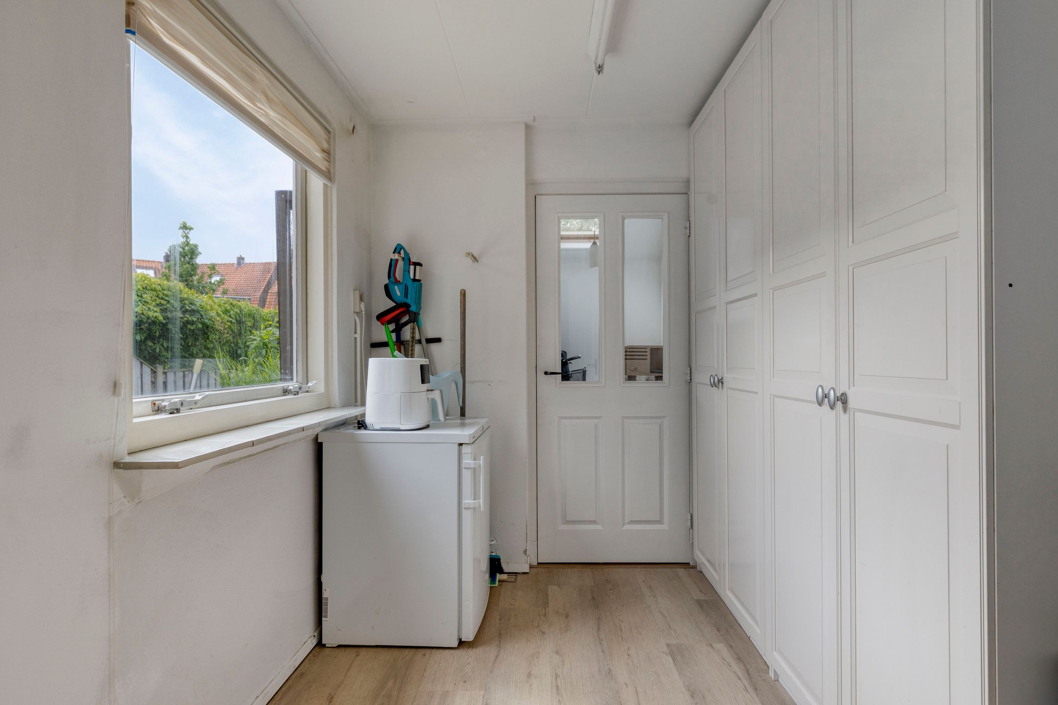 Photo 21 of Leliestraat 79