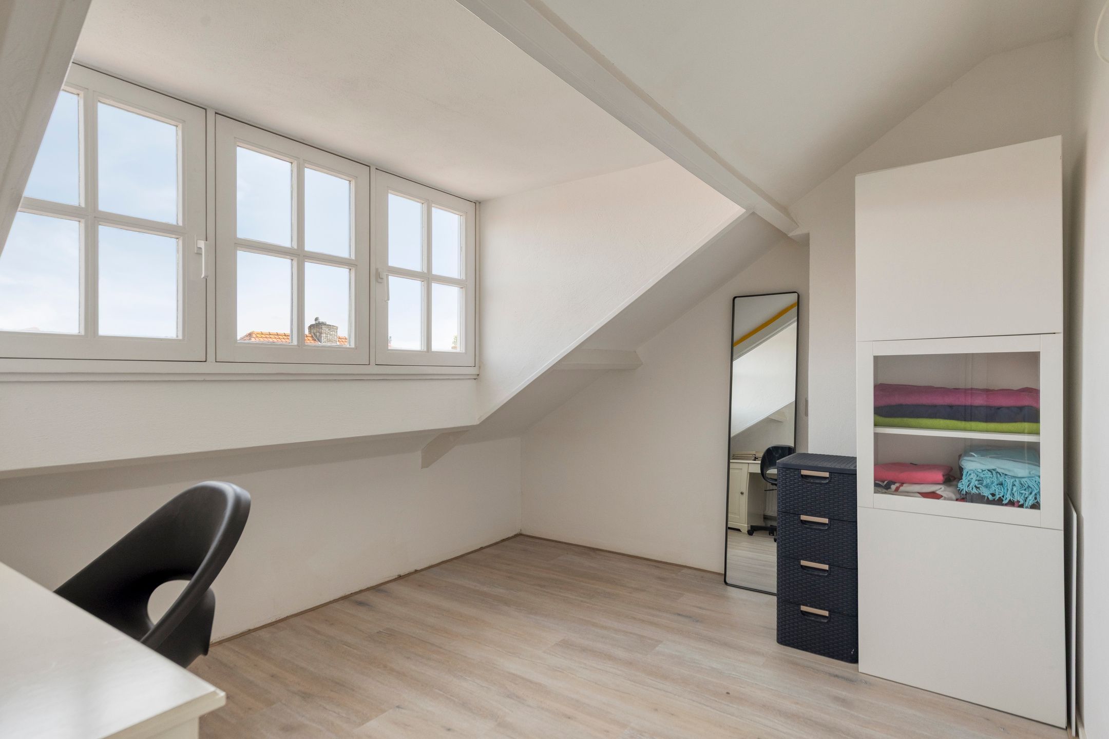 Photo 36 of Leliestraat 79