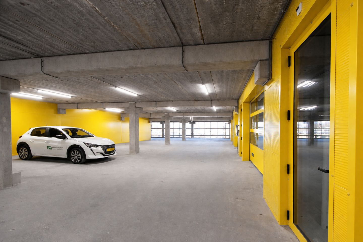 Bekijk foto 5 van Robert Peereboomweg 18-A8