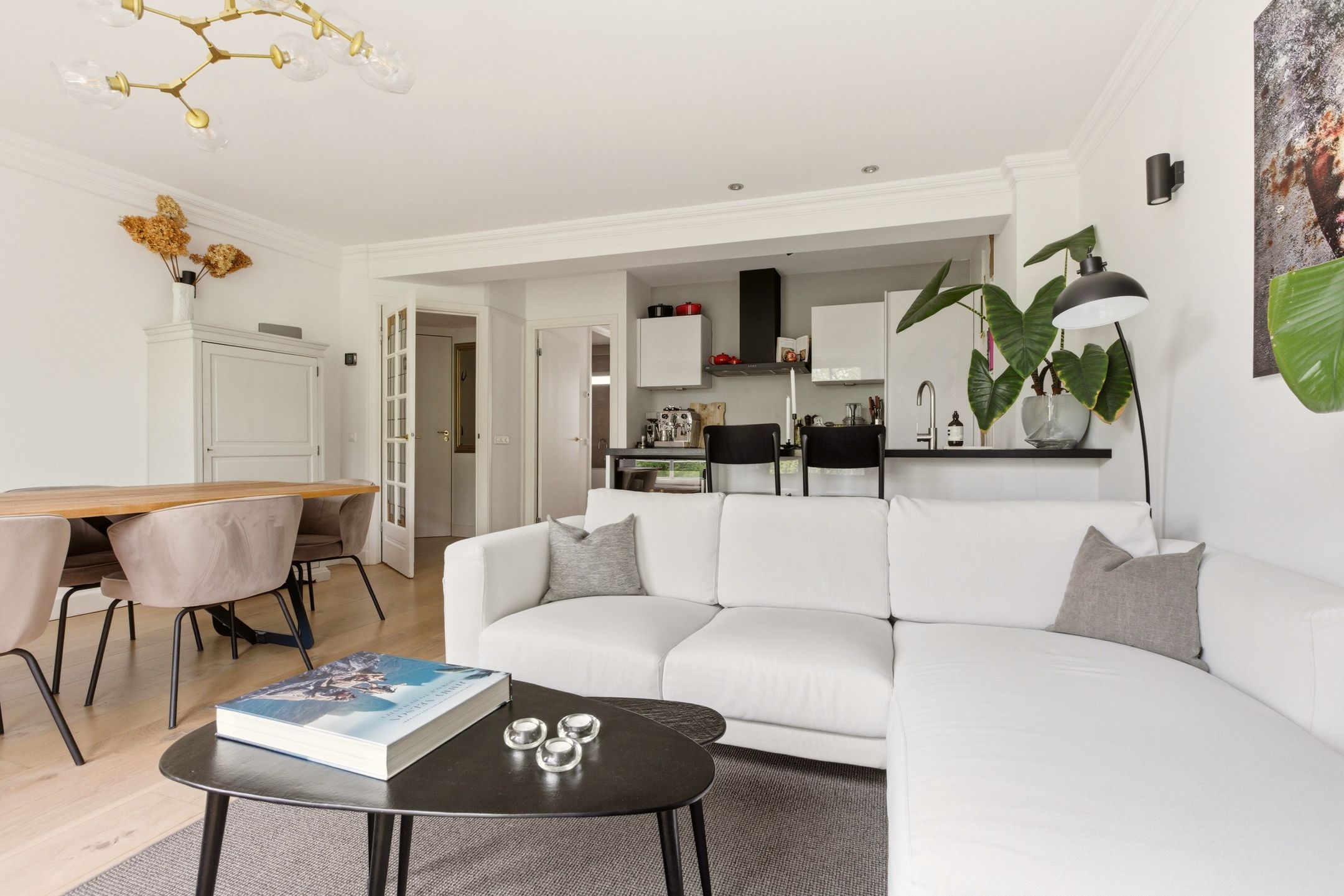 Photo 12 of Reguliersgracht 104-C