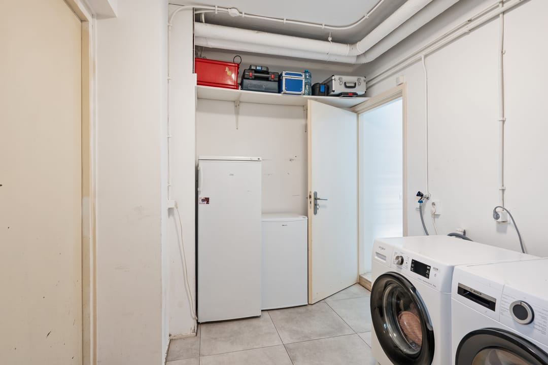 Photo 38 of Lahndal 5