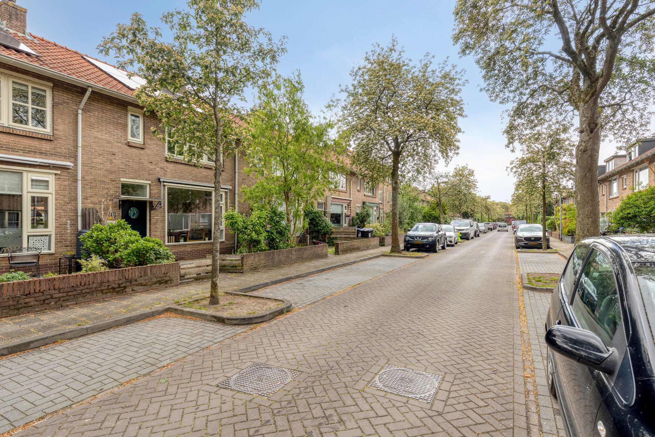Photo 24 of Vingboonsstraat 46
