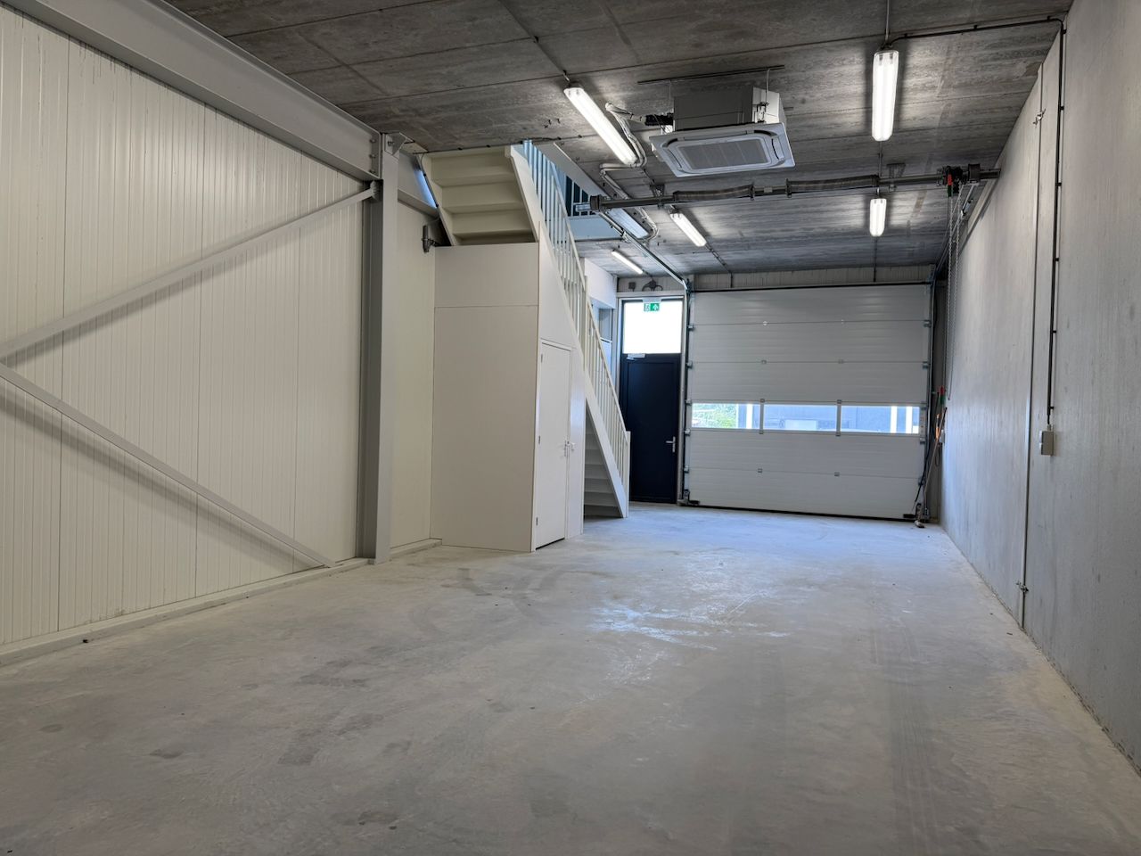 View photo 3 of Industrieweg 91-g