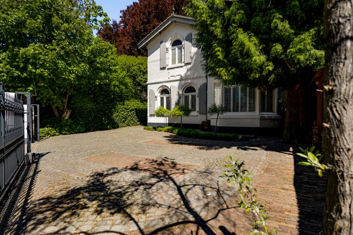 Vrijstaande woning te koop: Andersonweg 9, Roermond