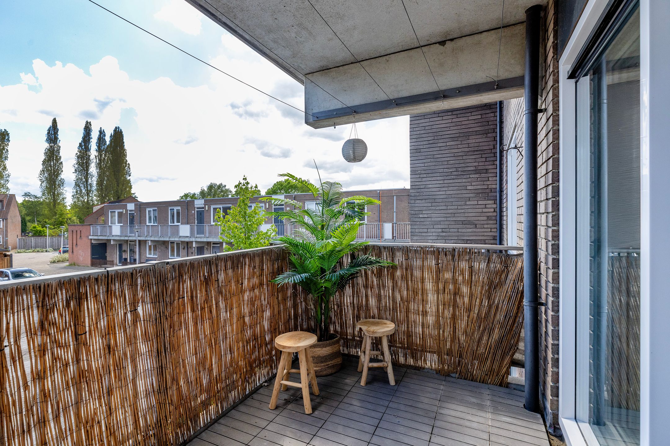 Photo 27 of Ringspoor 50