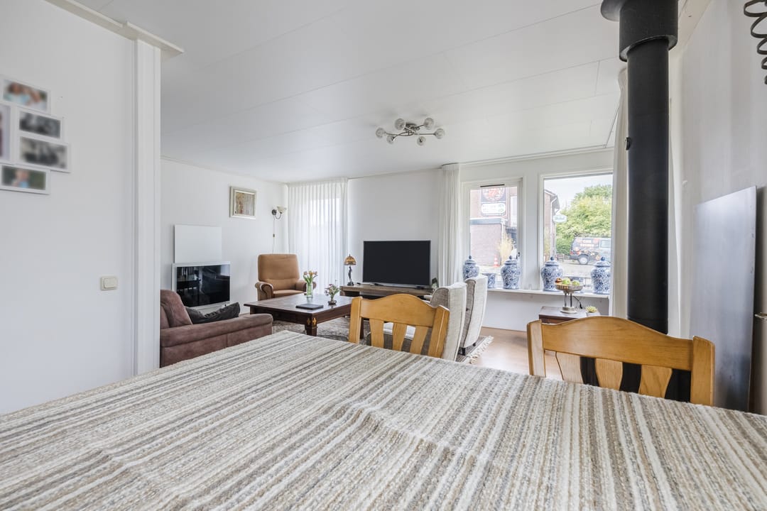 Photo 13 of Prins Bernhardstraat 1