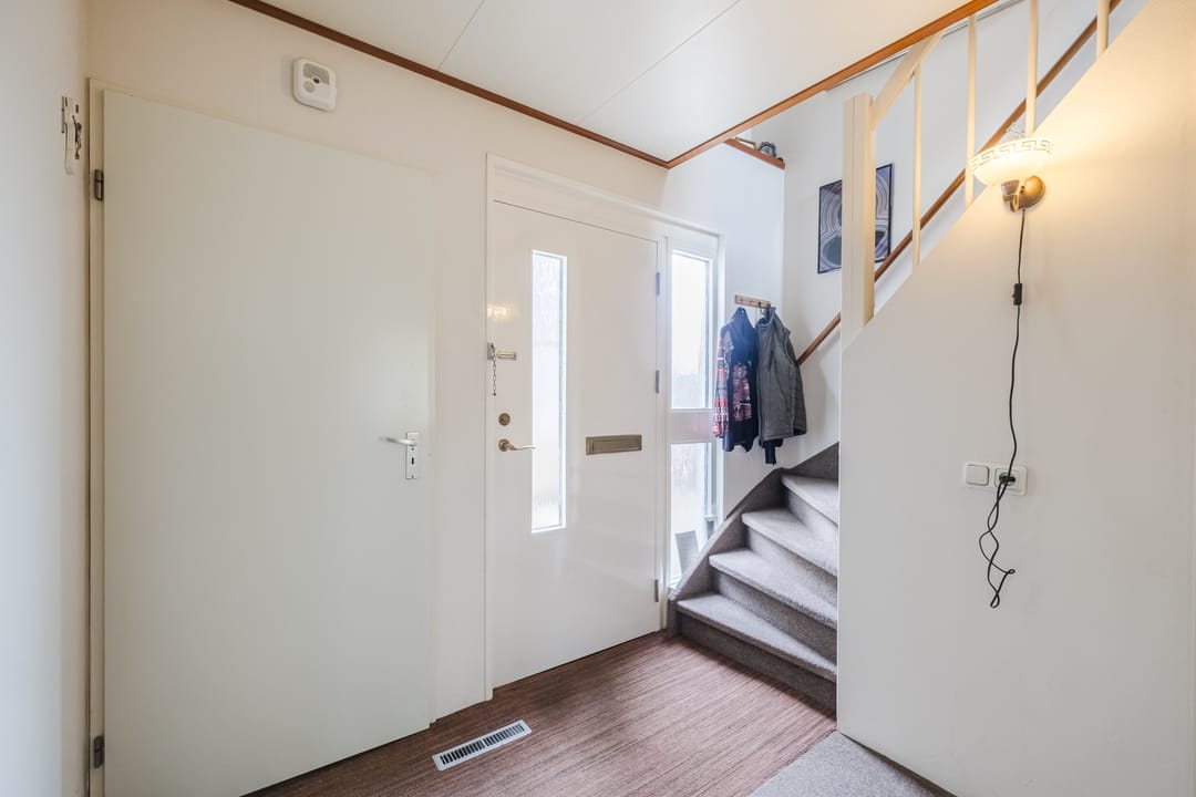 Photo 7 of Prins Bernhardstraat 1