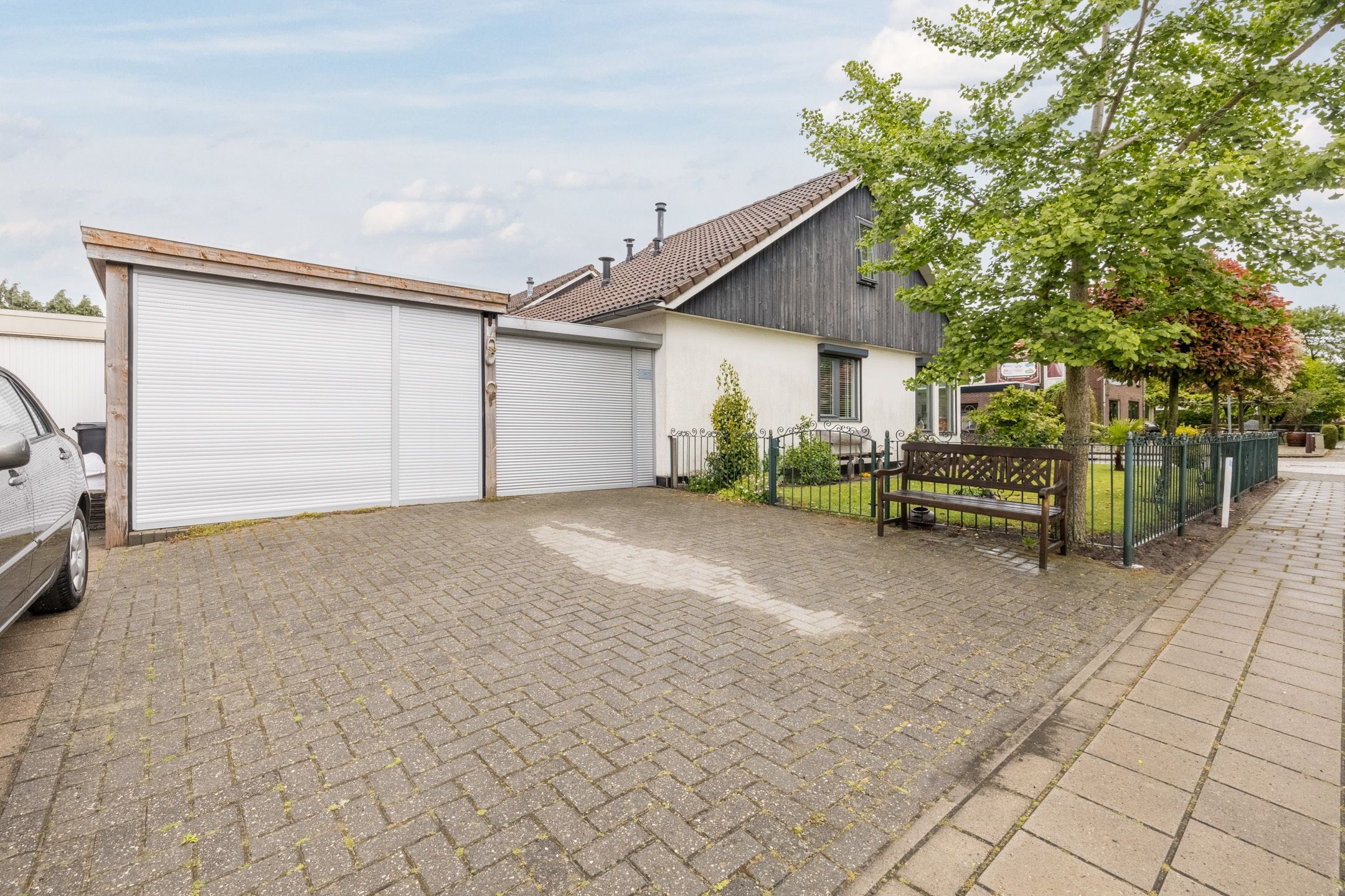 Photo 36 of Prins Bernhardstraat 1
