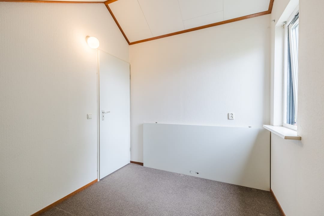 Photo 28 of Prins Bernhardstraat 1