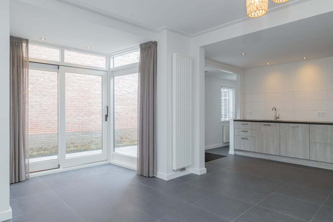Photo 8 of Wilhelminastraat 53
