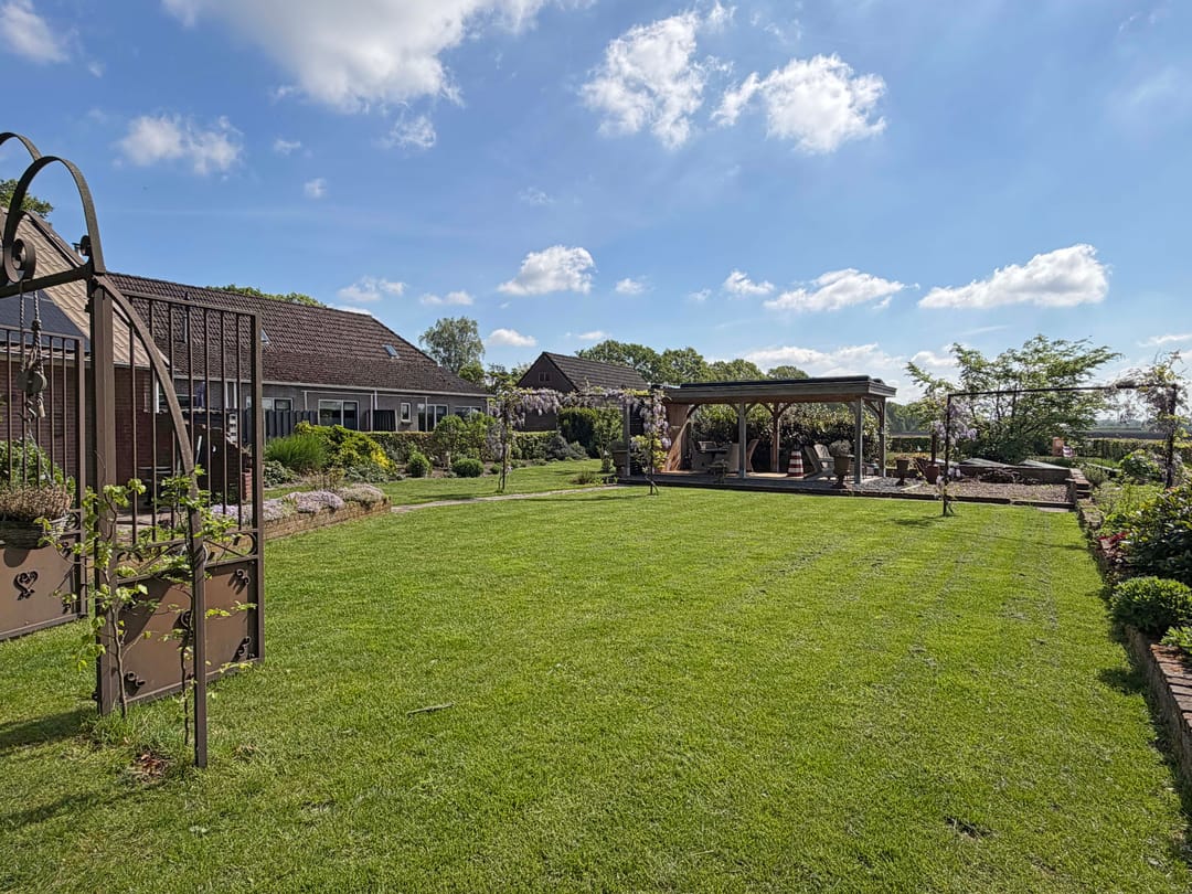 Foto 2 van Hoofdweg 81