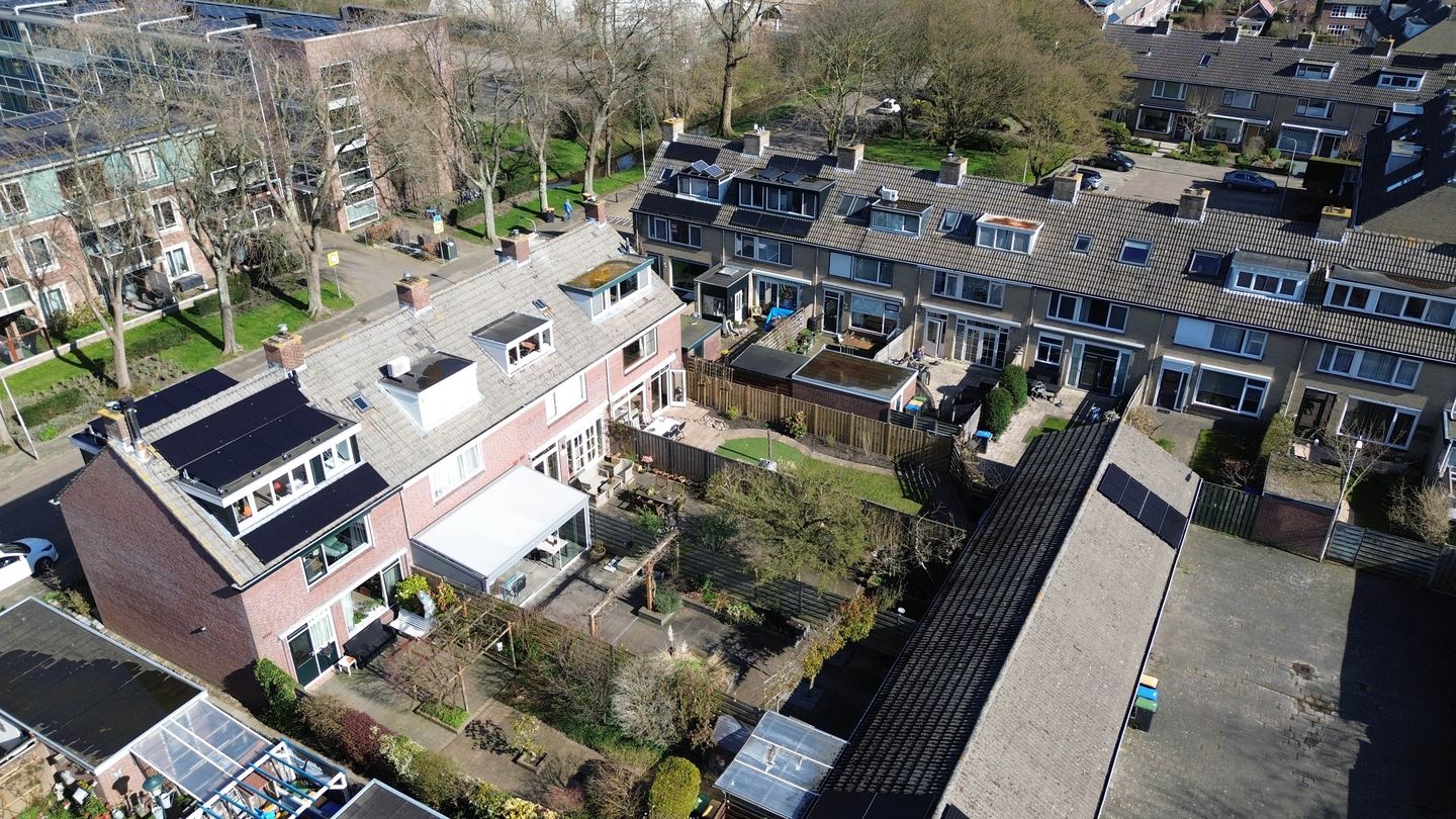 Photo 50 of van Ostadestraat 8