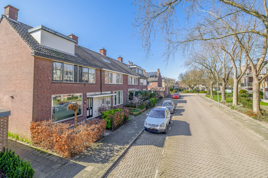 Photo 53 of van Ostadestraat 8