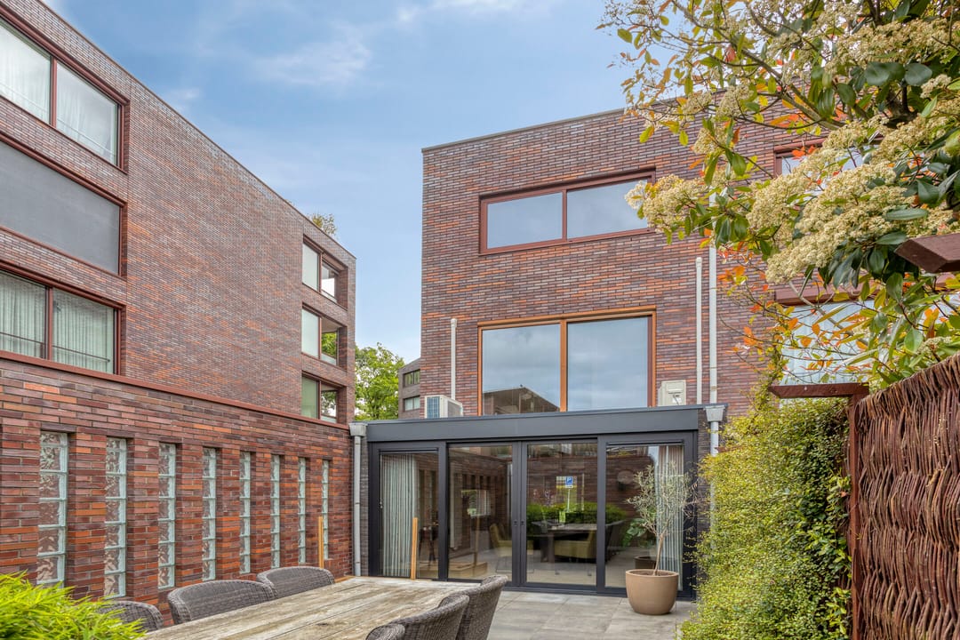 Unique and spacious corner home in the heart of Valkenswaard — 26