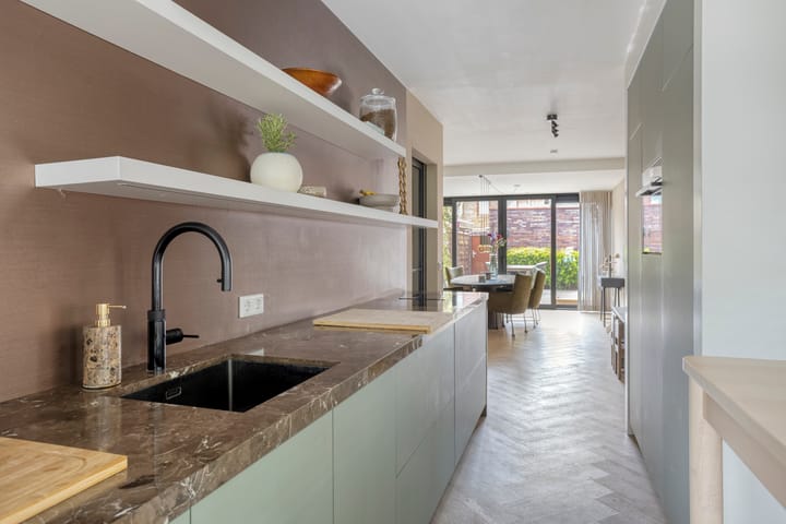 Photo 5 of Hoogstraat 27