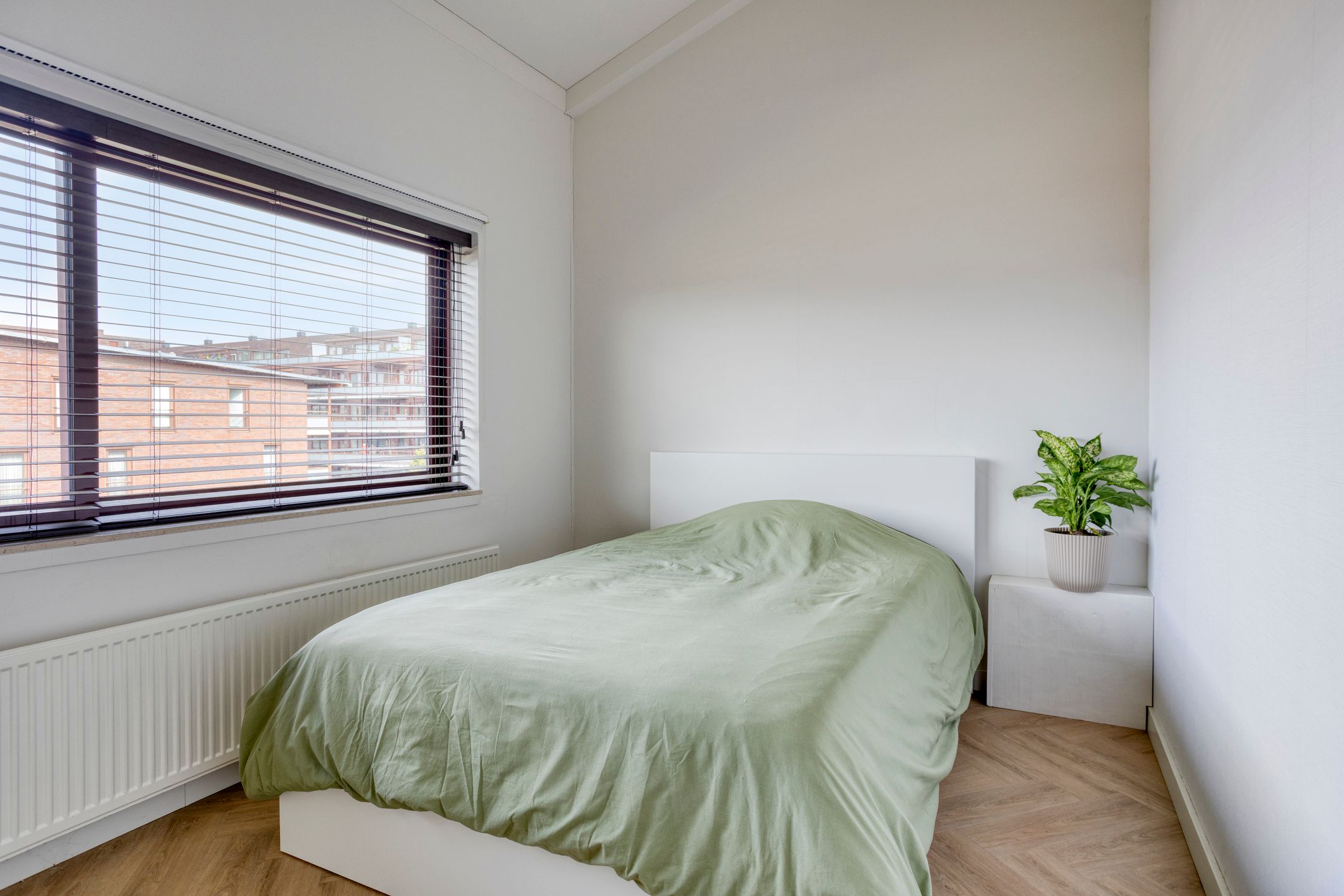 Unique and spacious corner home in the heart of Valkenswaard — 15