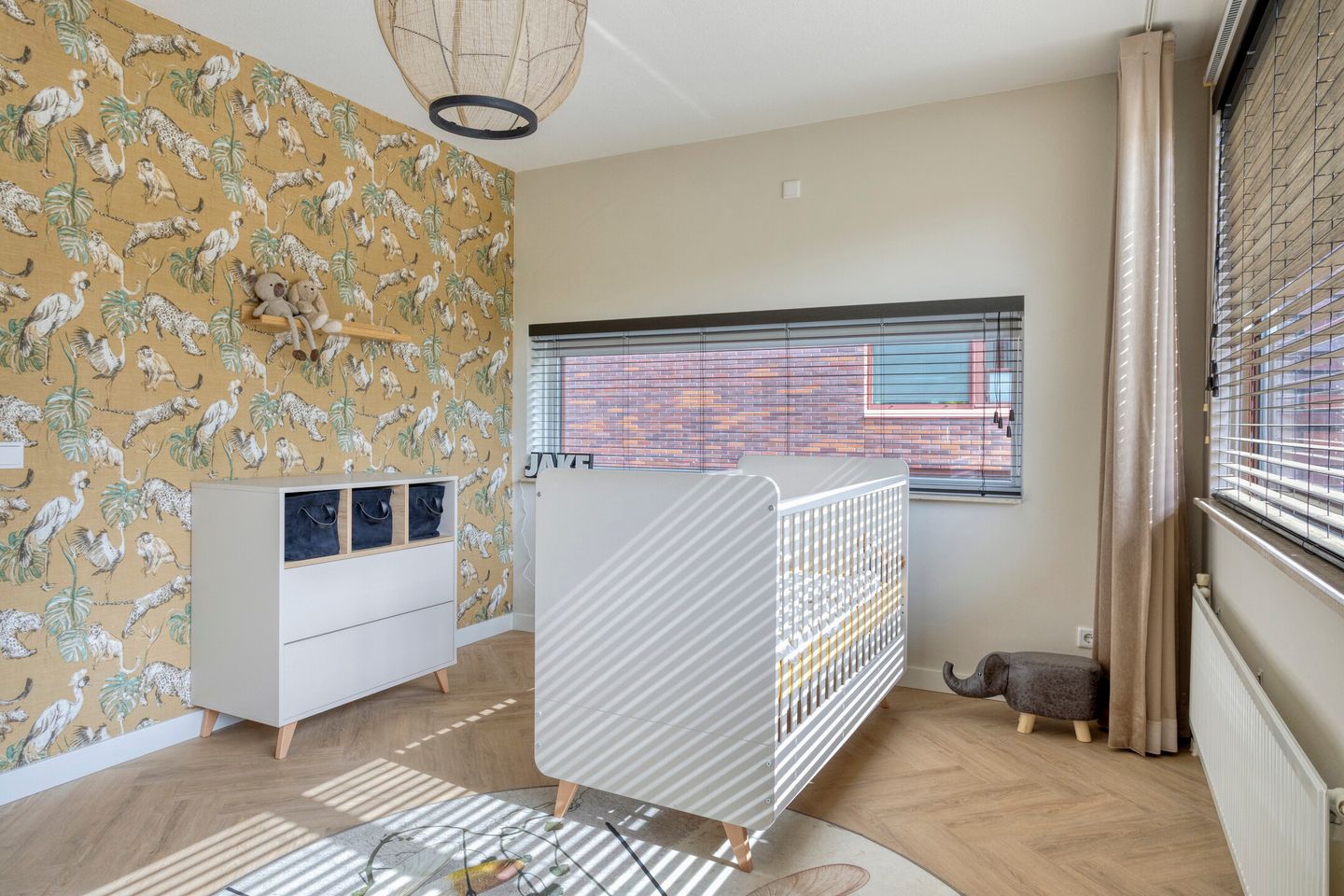Unique and spacious corner home in the heart of Valkenswaard — 20