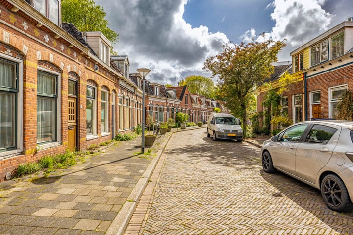Foto 5 van Eerste Spoorstraat 12