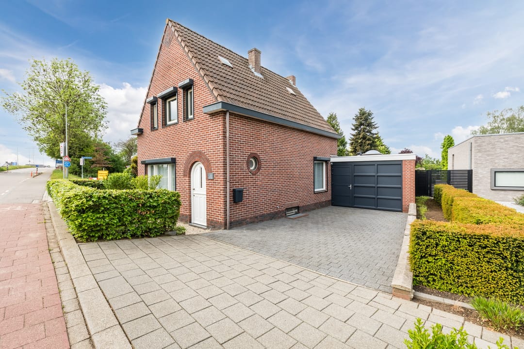 Photo 7 of Maasbrachterweg 55