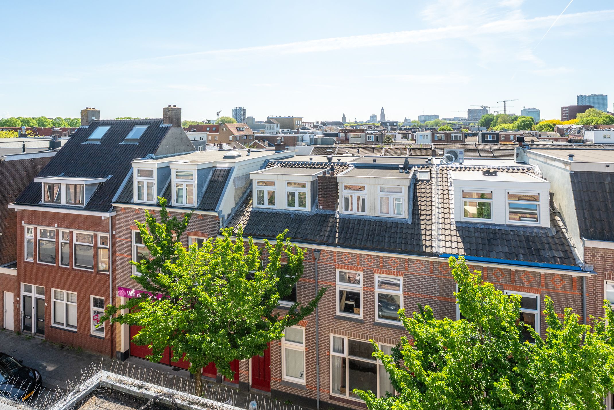 Photo 27 of Narcisstraat 11-B