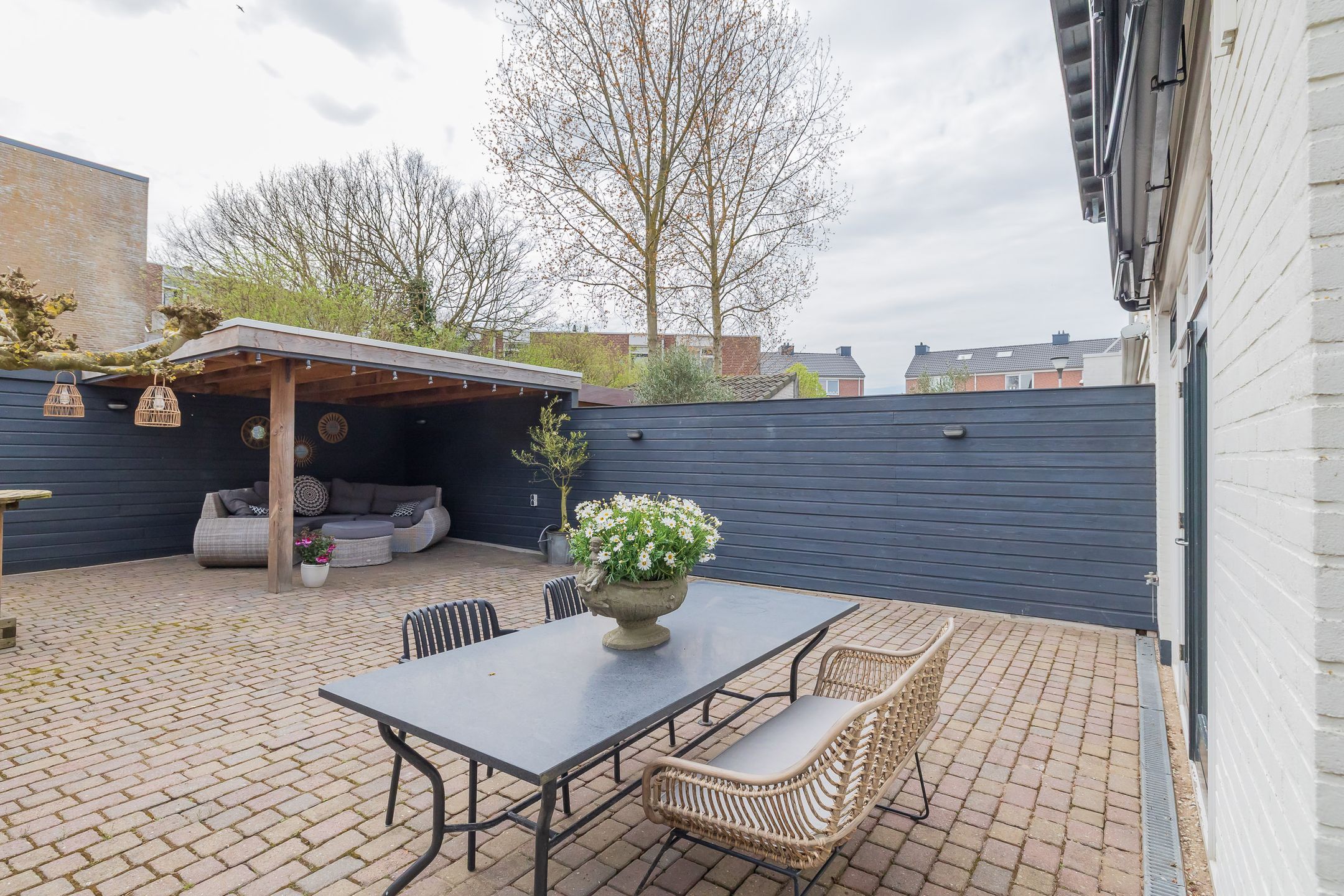 Photo 24 of Brederodestraat 9