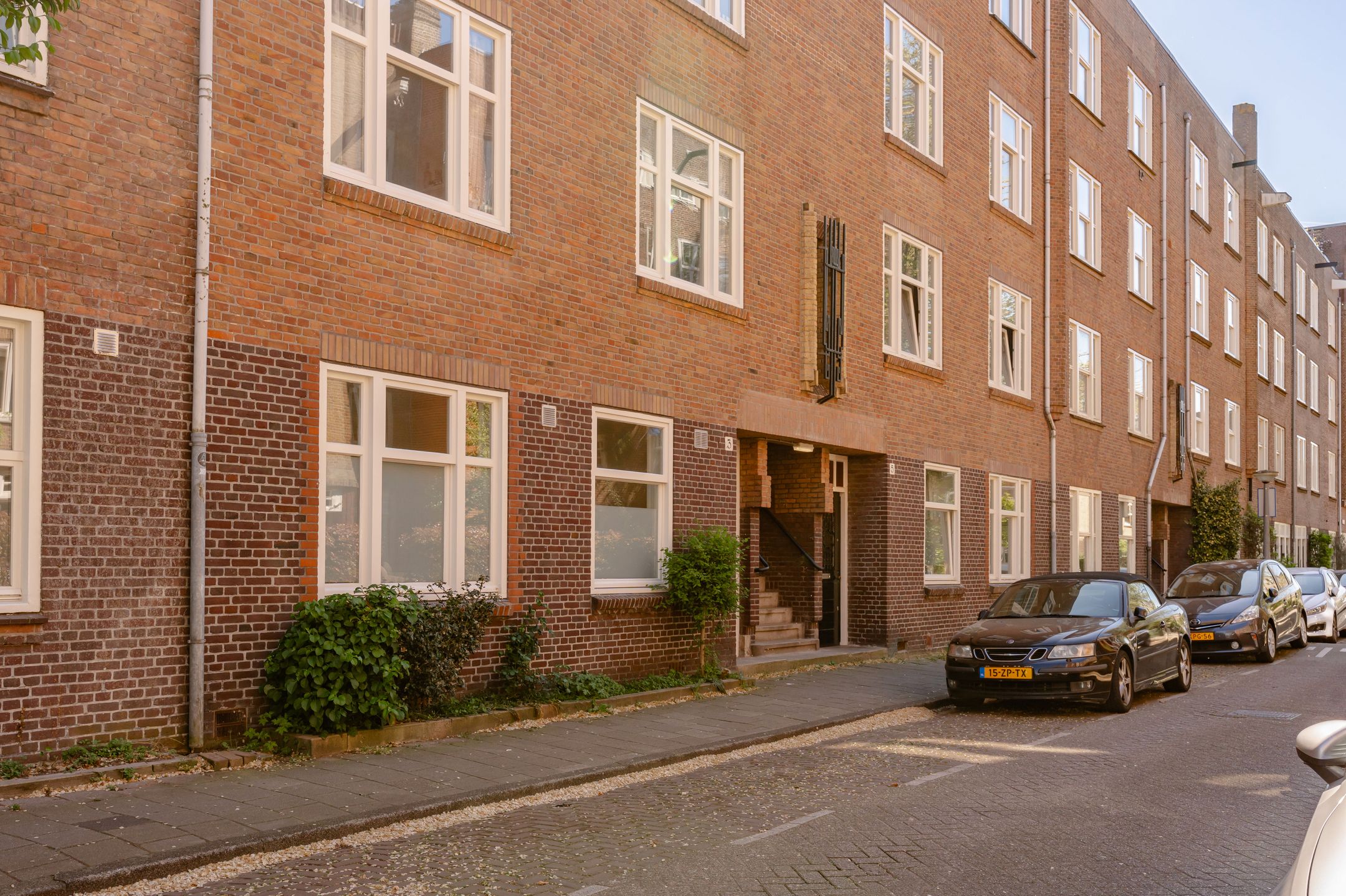 Photo 21 of Uithoornstraat 3-H