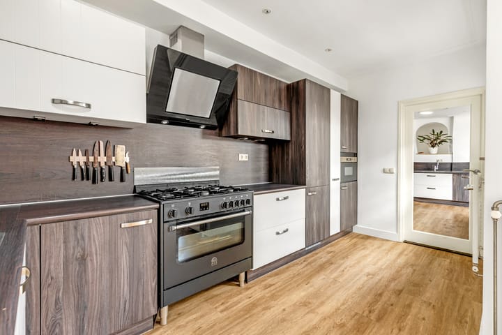 Tussenwoning te koop: Willem de Zwijgerlaan 7, Maartensdijk