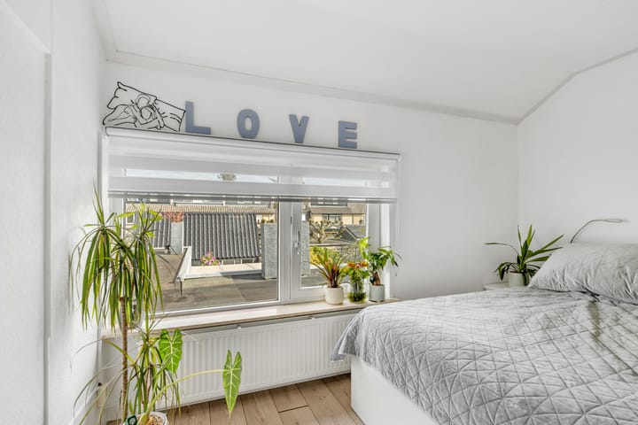 Tussenwoning te koop: Willem de Zwijgerlaan 7, Maartensdijk