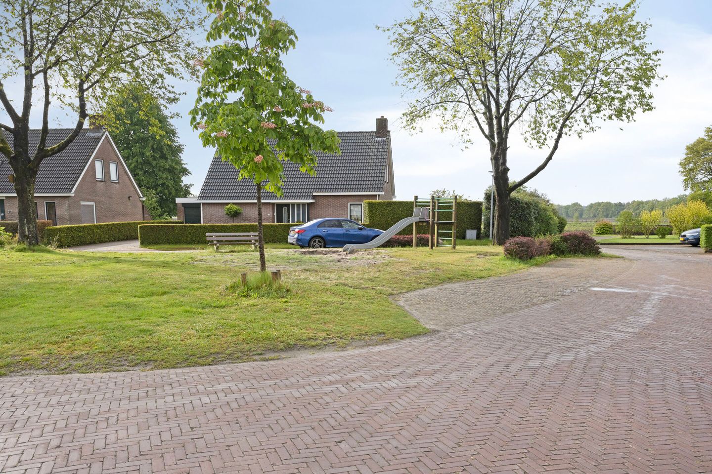 Foto 44 van Lienstukken 22