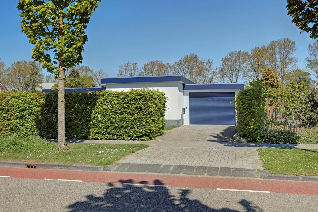 Foto 3 van D v Voornelaan 7
