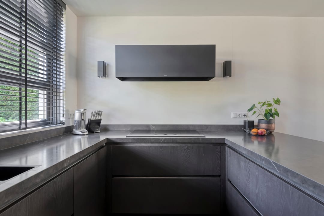 Instapklare vrijstaande bungalow met luxe afwerking en volledig gelijkvloers wooncomfort — 17