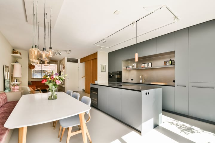Tussenwoning te koop: Annie Boshof 6, Amsterdam