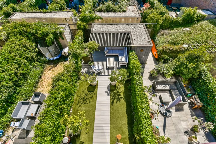 Tussenwoning te koop: Annie Boshof 6, Amsterdam
