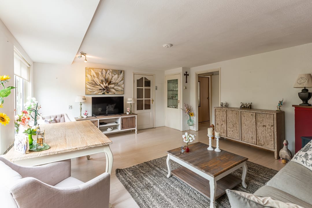 Photo 8 of Rozenstraat 56