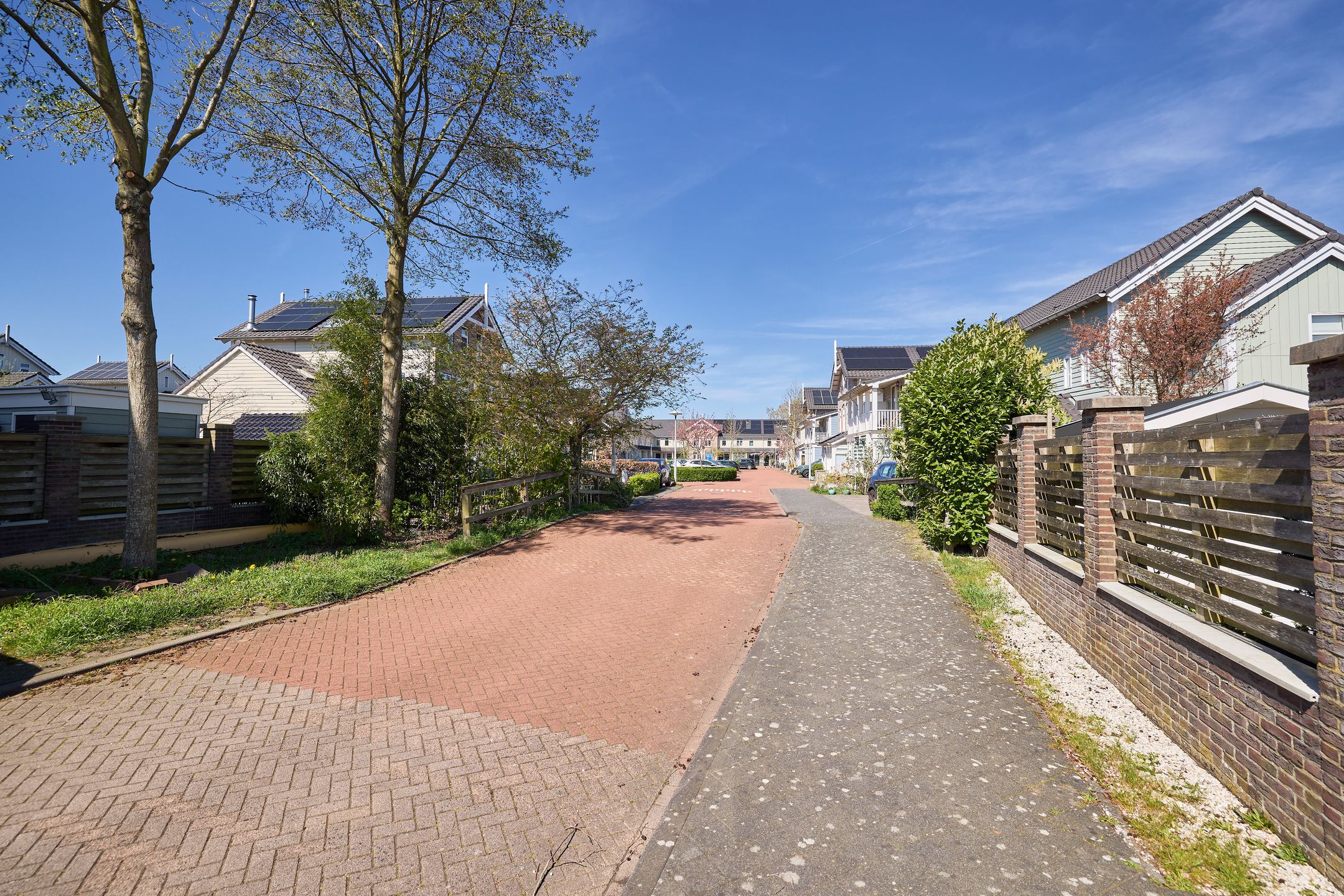 Photo 18 of Theo van Doesburgstraat 80