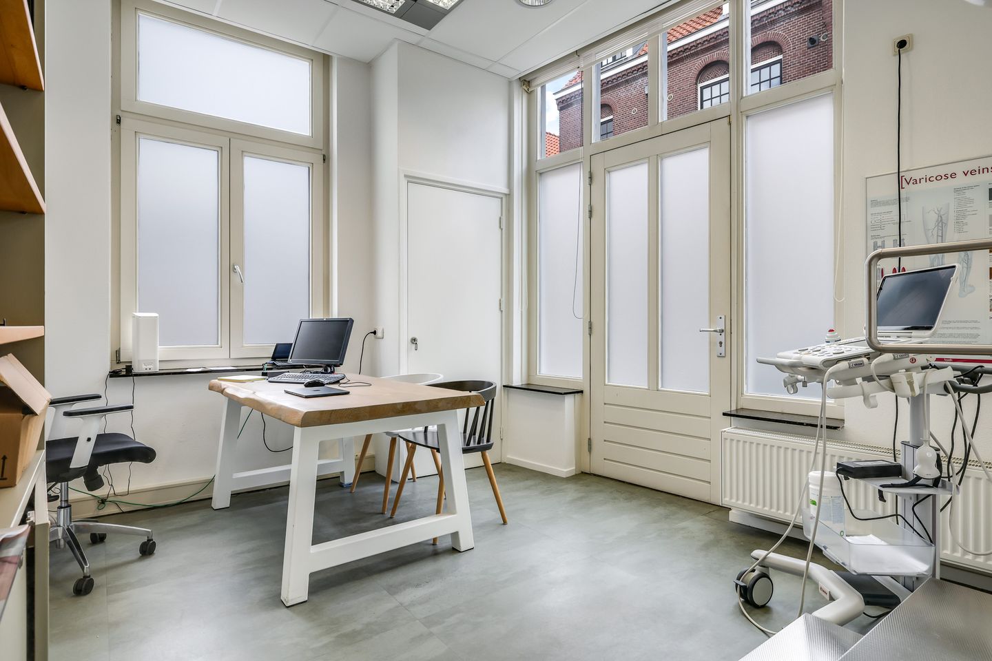 View photo 3 of Klinkerstraat 8-10
