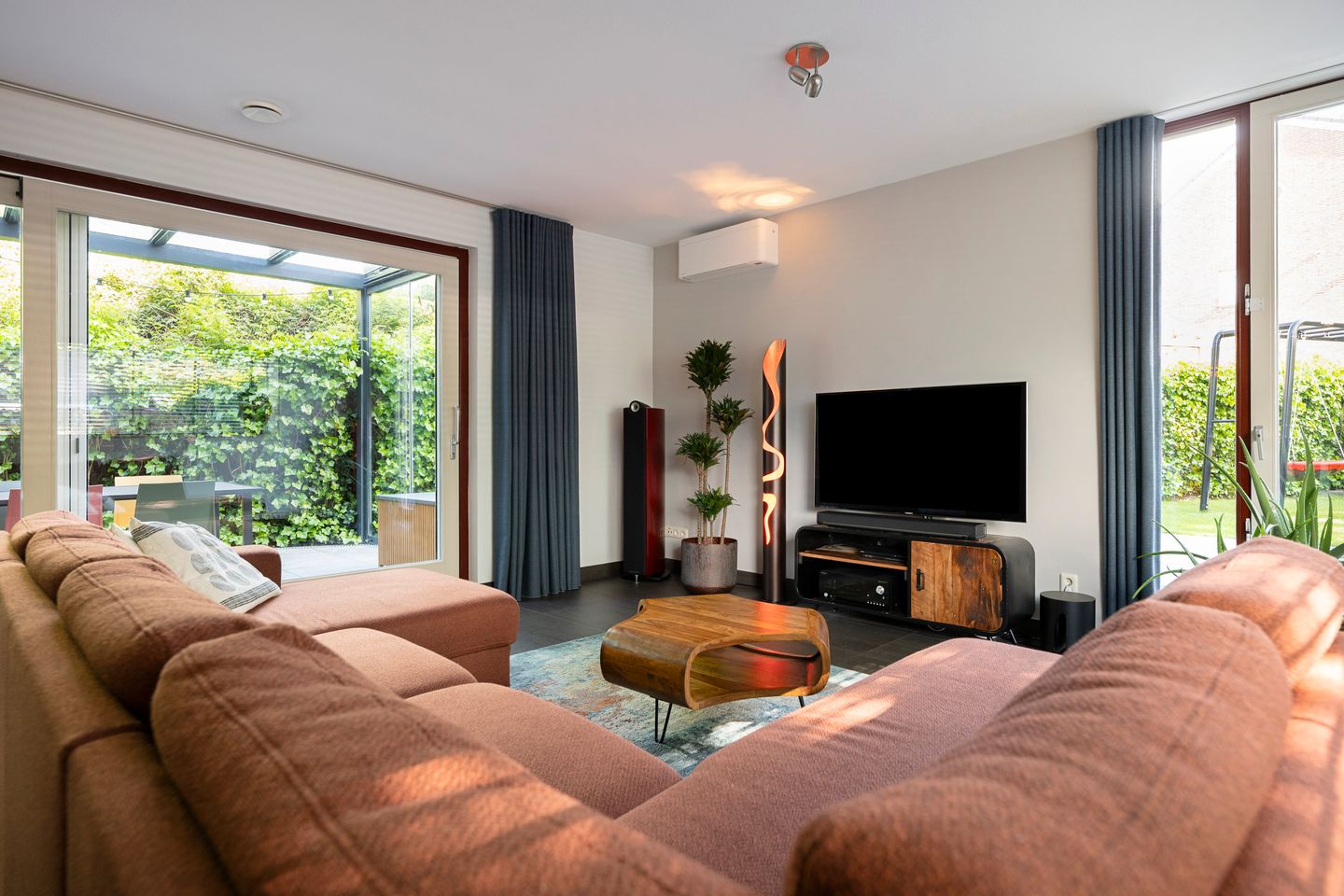 Foto 10 van Rijksweg 31-E