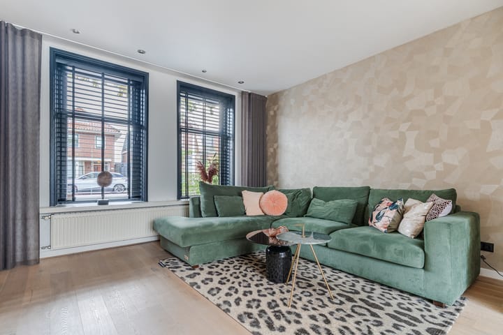 Vrijstaande woning te koop: Kennemerstraatweg 92, Alkmaar