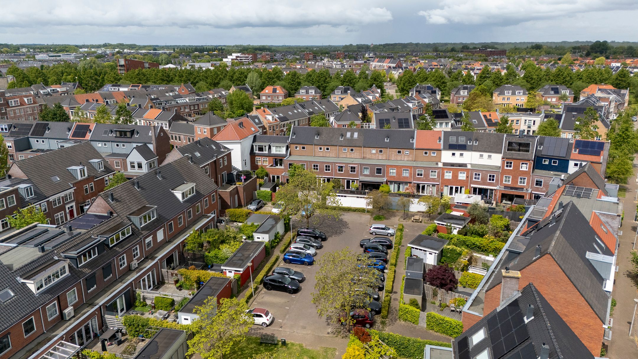 Characterful four-story family home with energy label A in De Hoven, Vleuten — 51