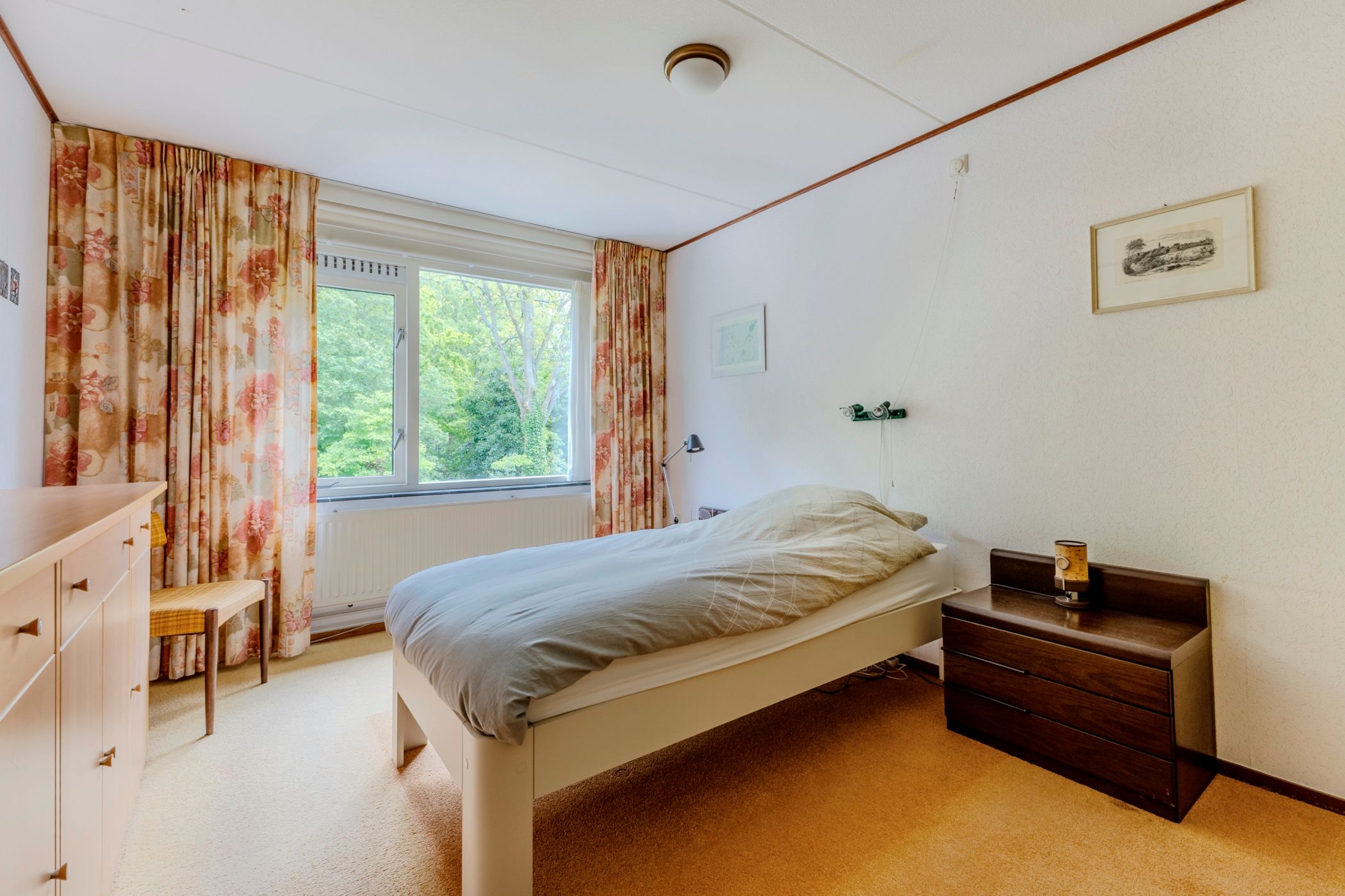 Light-filled family home in beloved Heiloo neighborhood with garden and modern amenities — 15