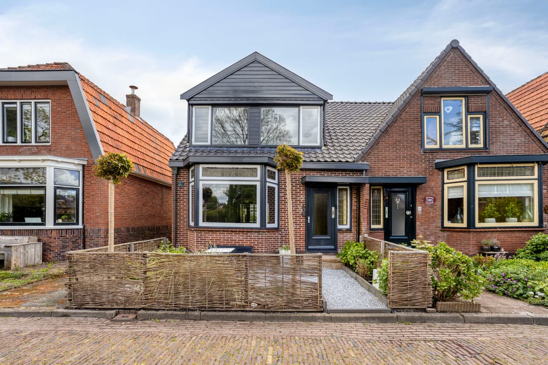 Photo 1 of Dijk 44
