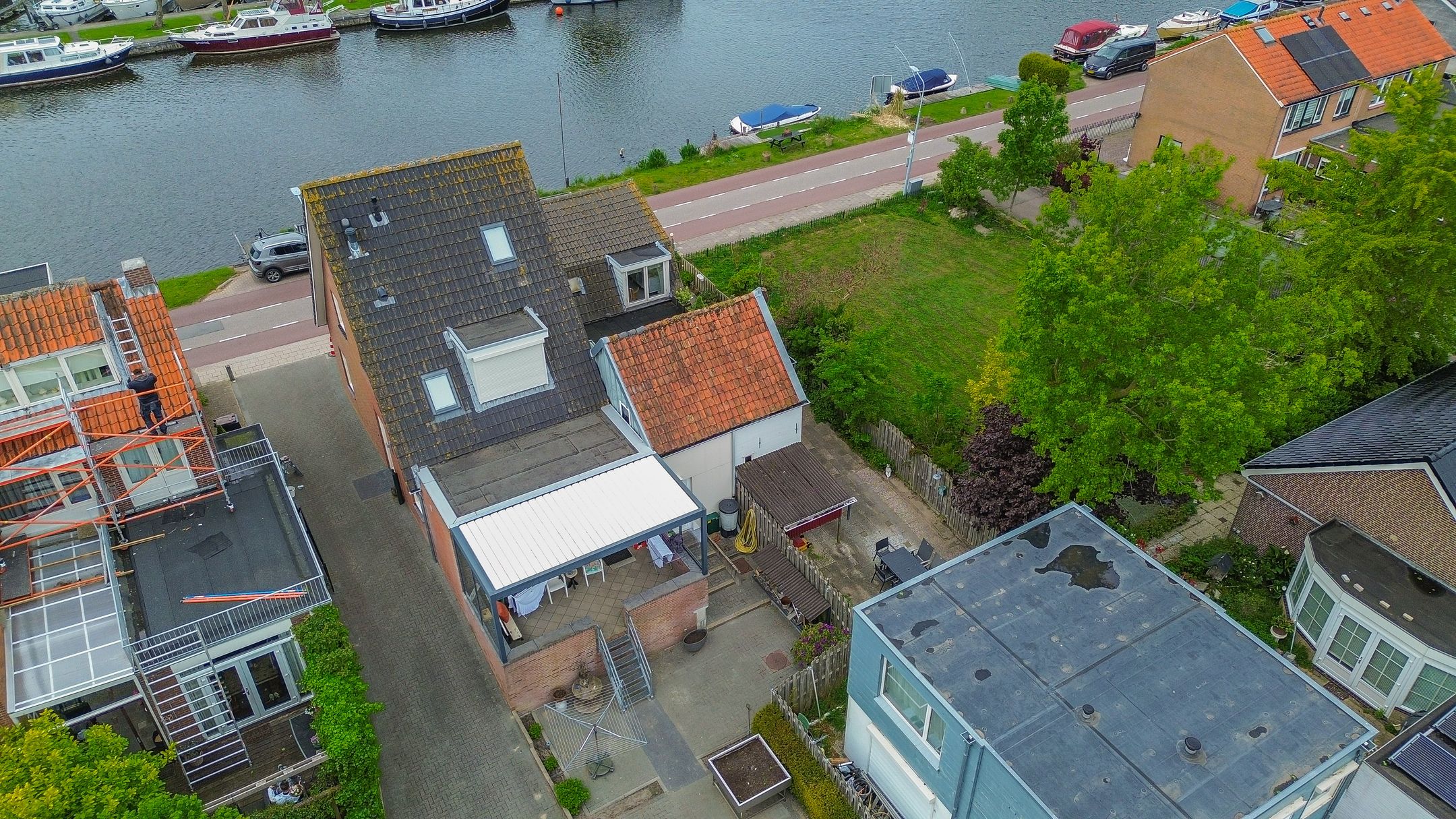 Photo 42 of Lisserdijk 418