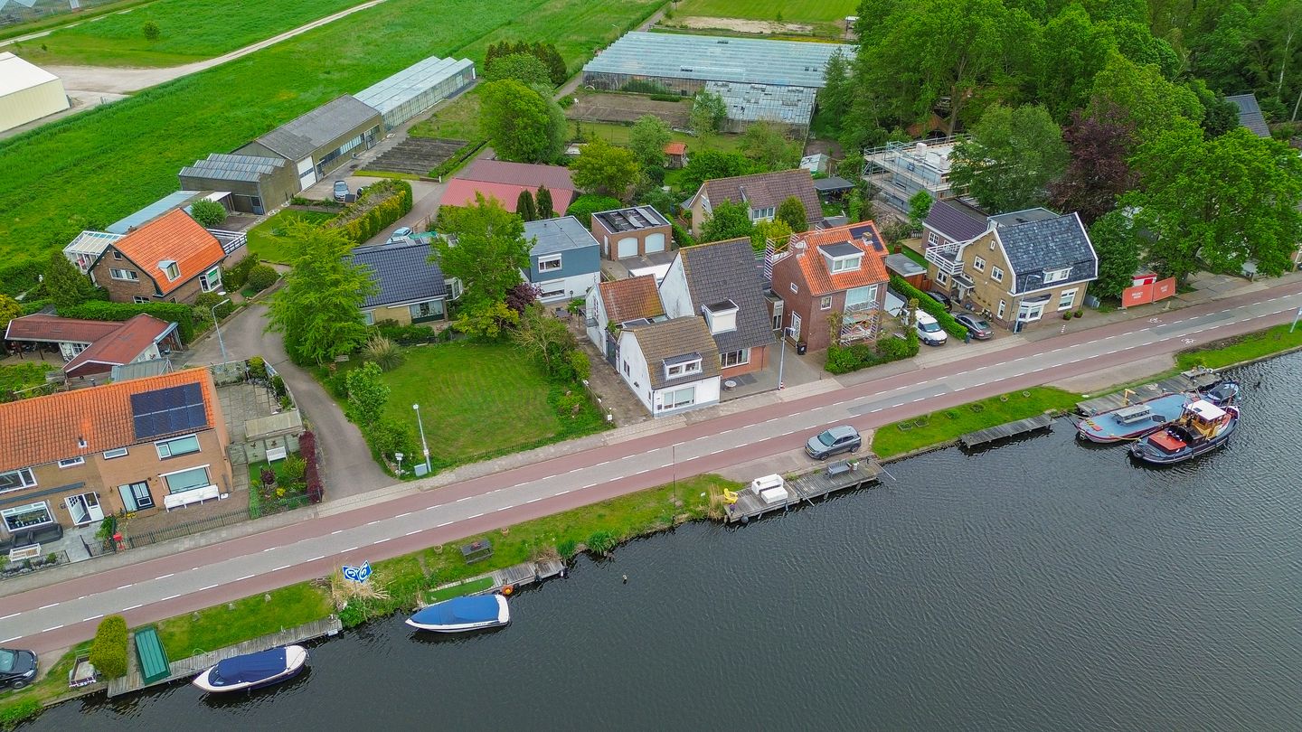 Photo 40 of Lisserdijk 418