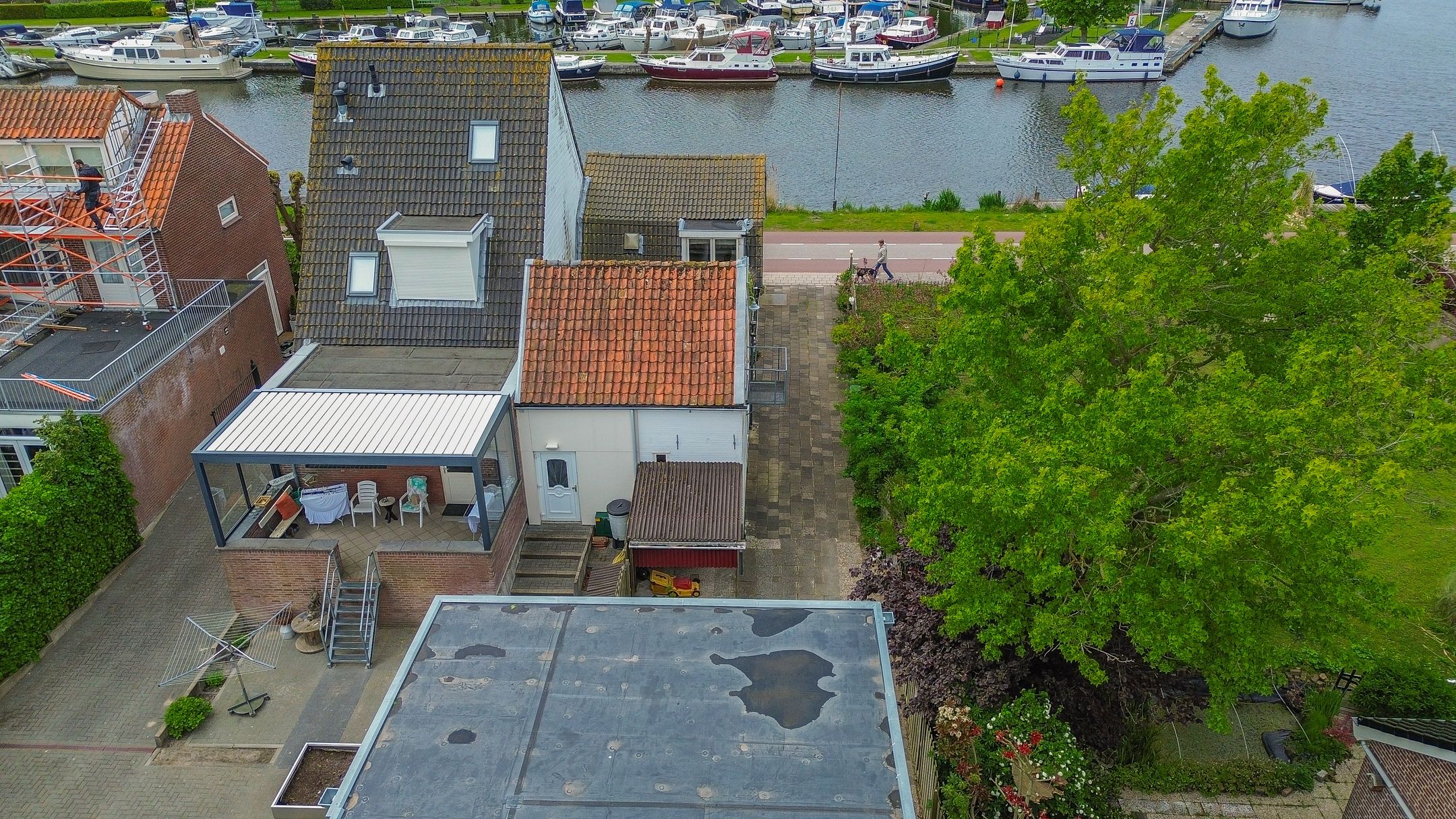 Photo 36 of Lisserdijk 418
